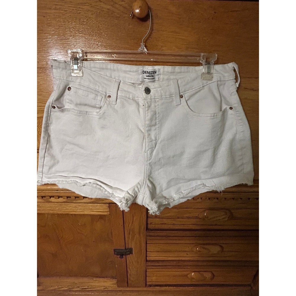 Denizen Levi's Y2K Coastal Chic High Rise Denim Shorts White Raw Hem Casual